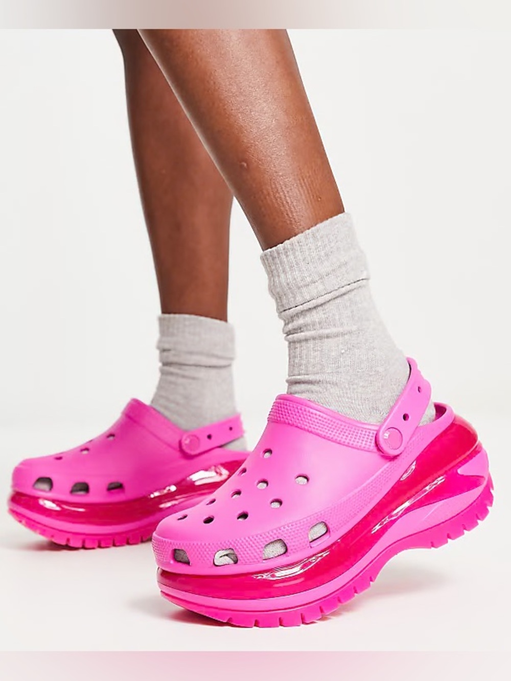 Croc mega crush platform Clog Shoes in juice Pink